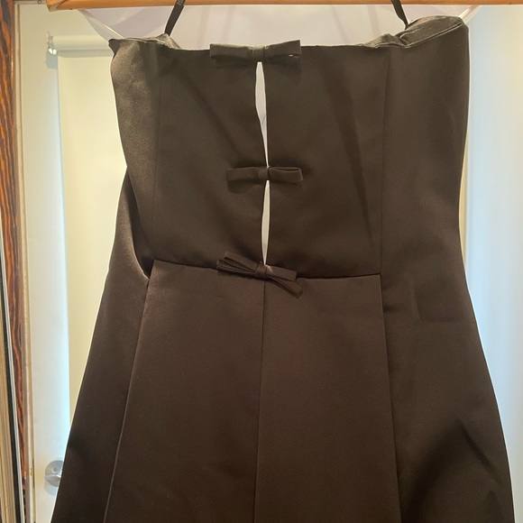 Sexy black strapless gown Laundry by Shelli Segal - Picture 1 of 5